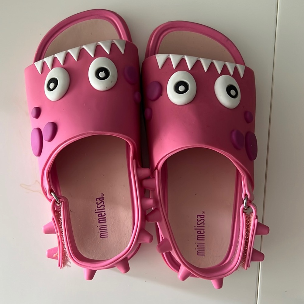 Mini Melissa pink sandals